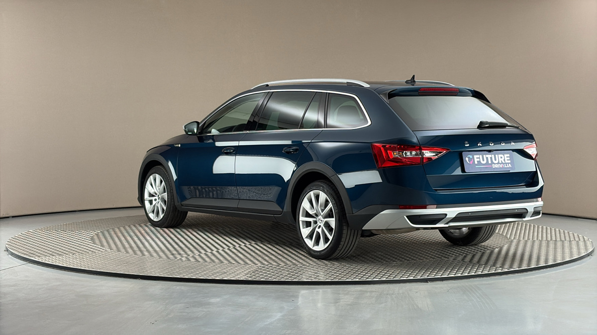 Škoda Superb - 2
