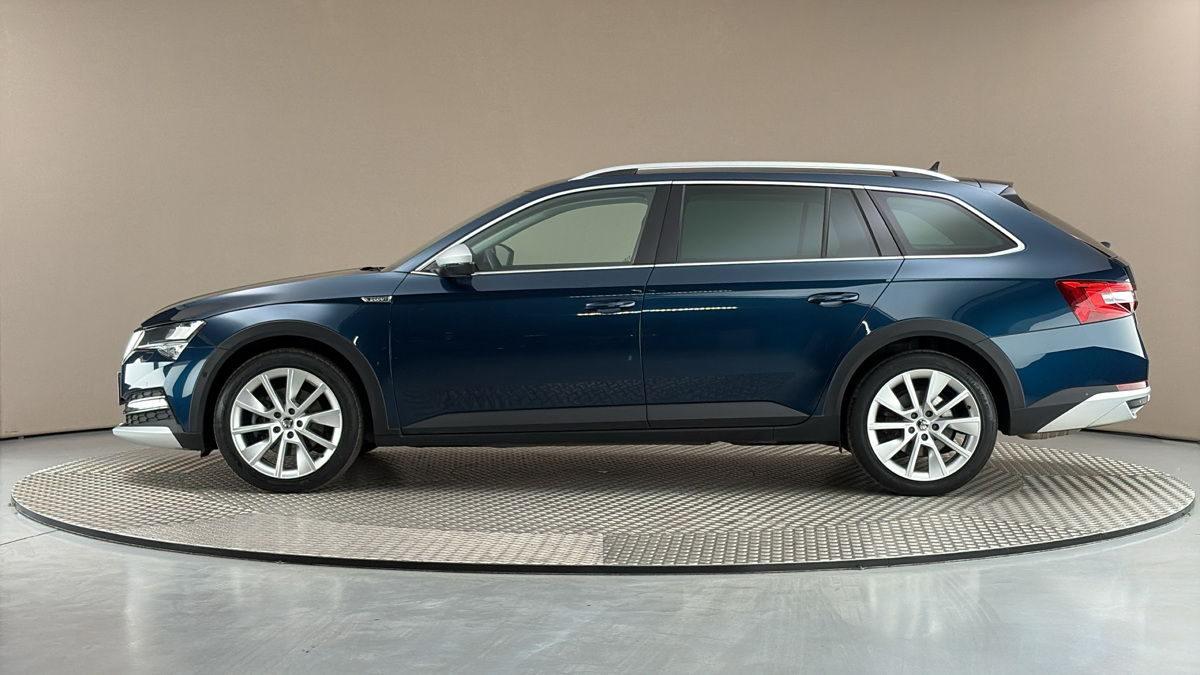 Škoda Superb - 4