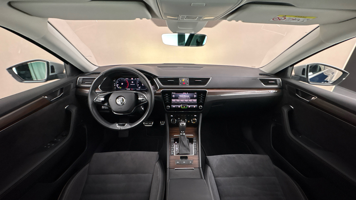 Škoda Superb - 8