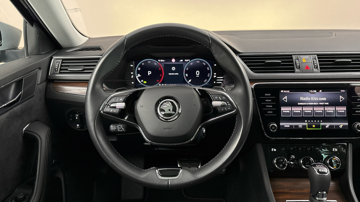 Škoda Superb - 9