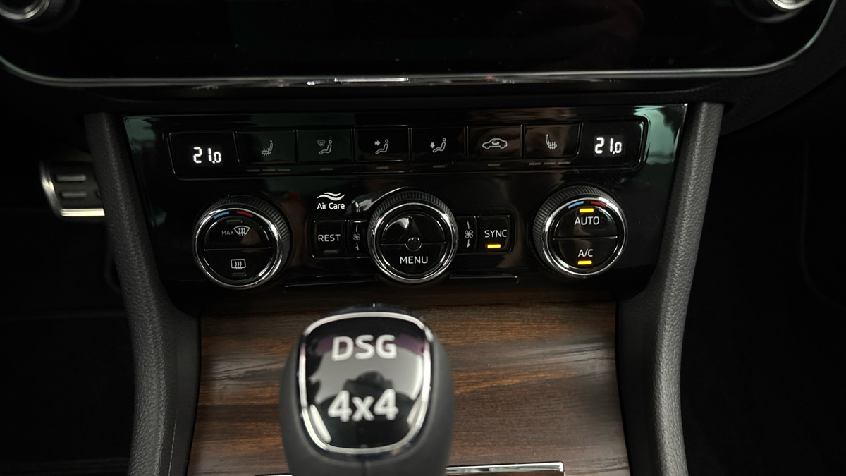 Škoda Superb - 13