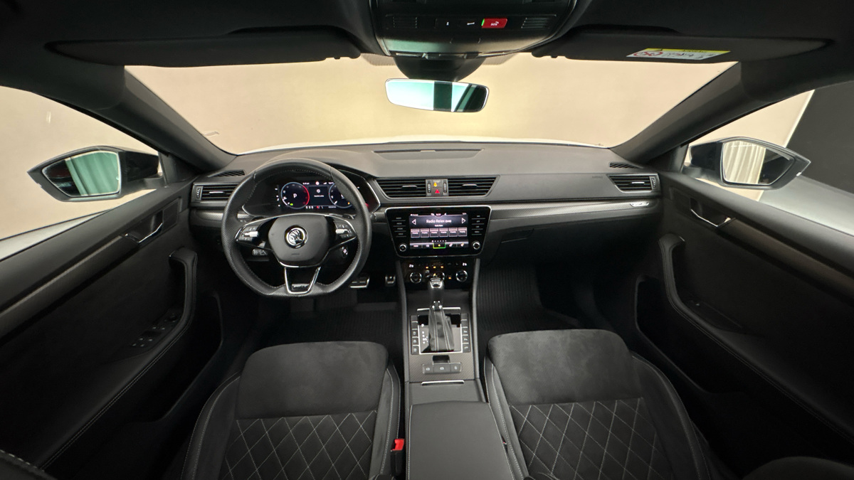 Škoda Superb - 8