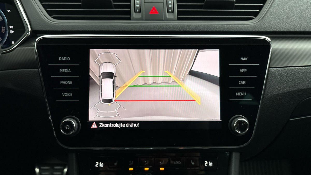 Škoda Superb - 12