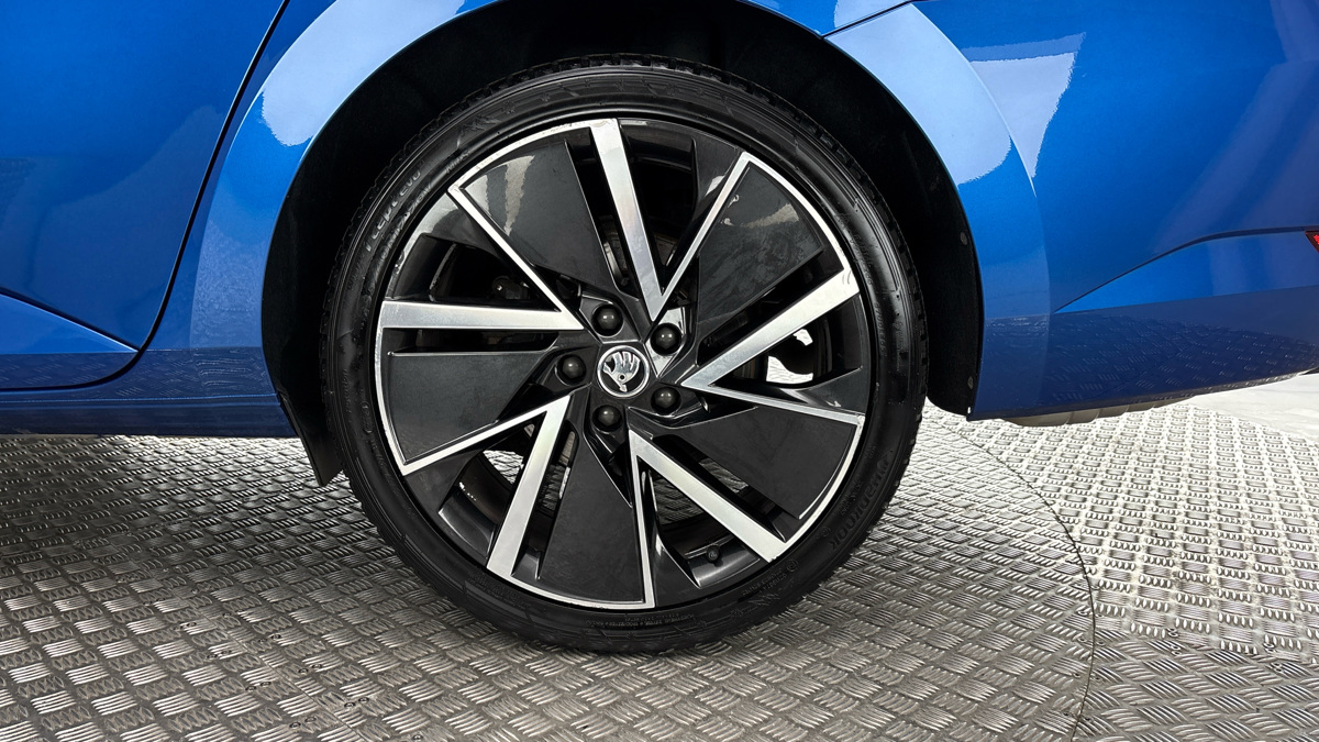 Škoda Superb - 19
