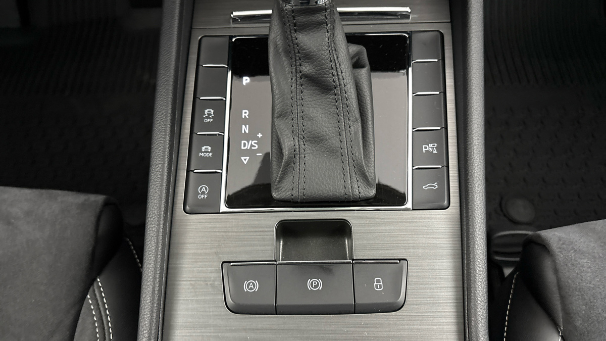 Škoda Superb - 25