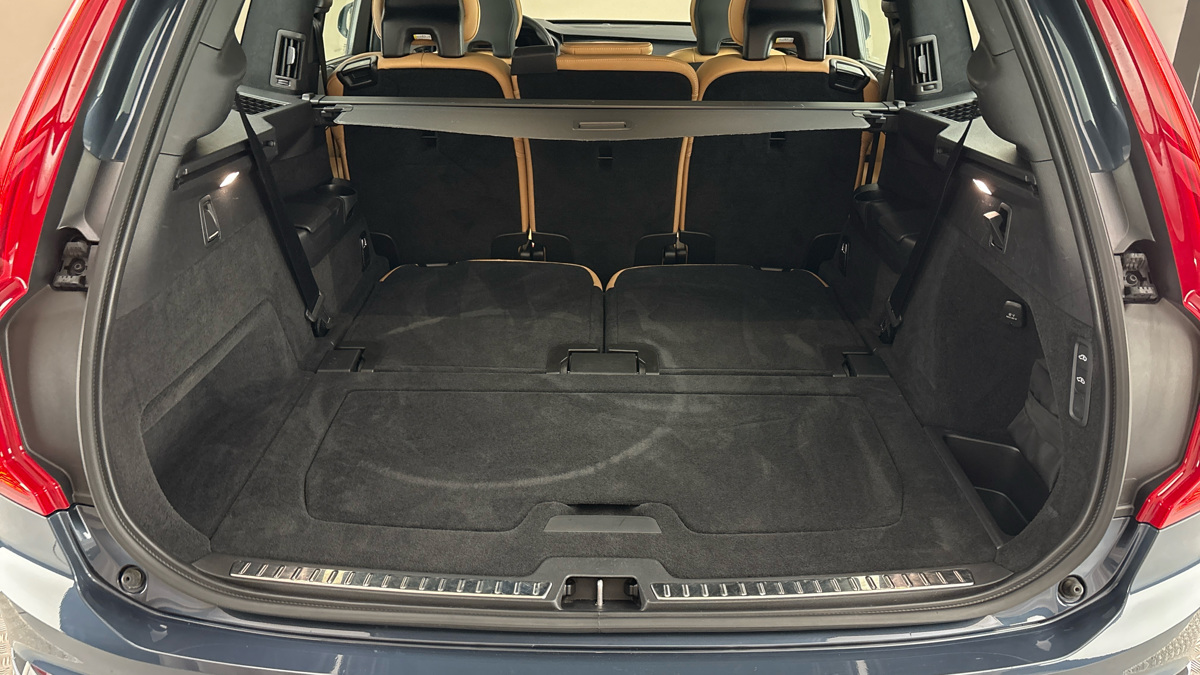 Volvo XC90 - 17