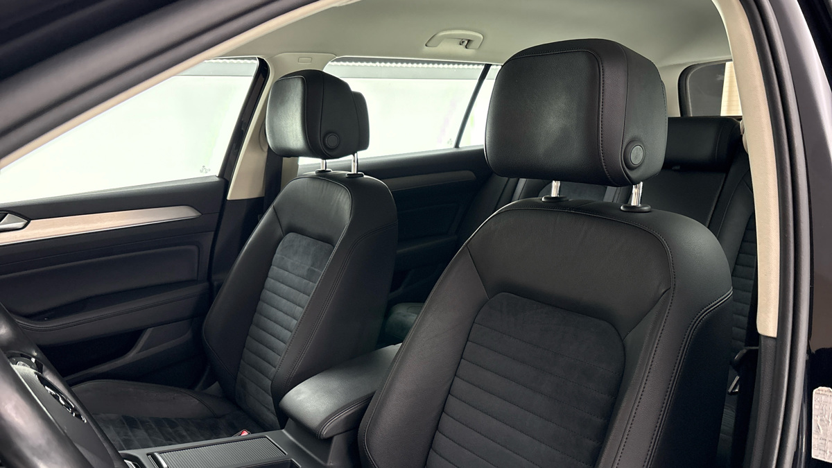 Volkswagen Passat - 15