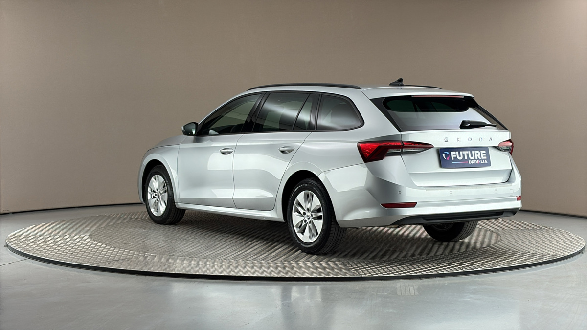 Škoda Octavia - 2