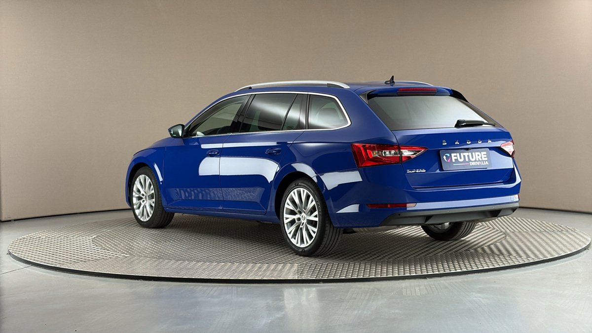 Škoda Superb - 2
