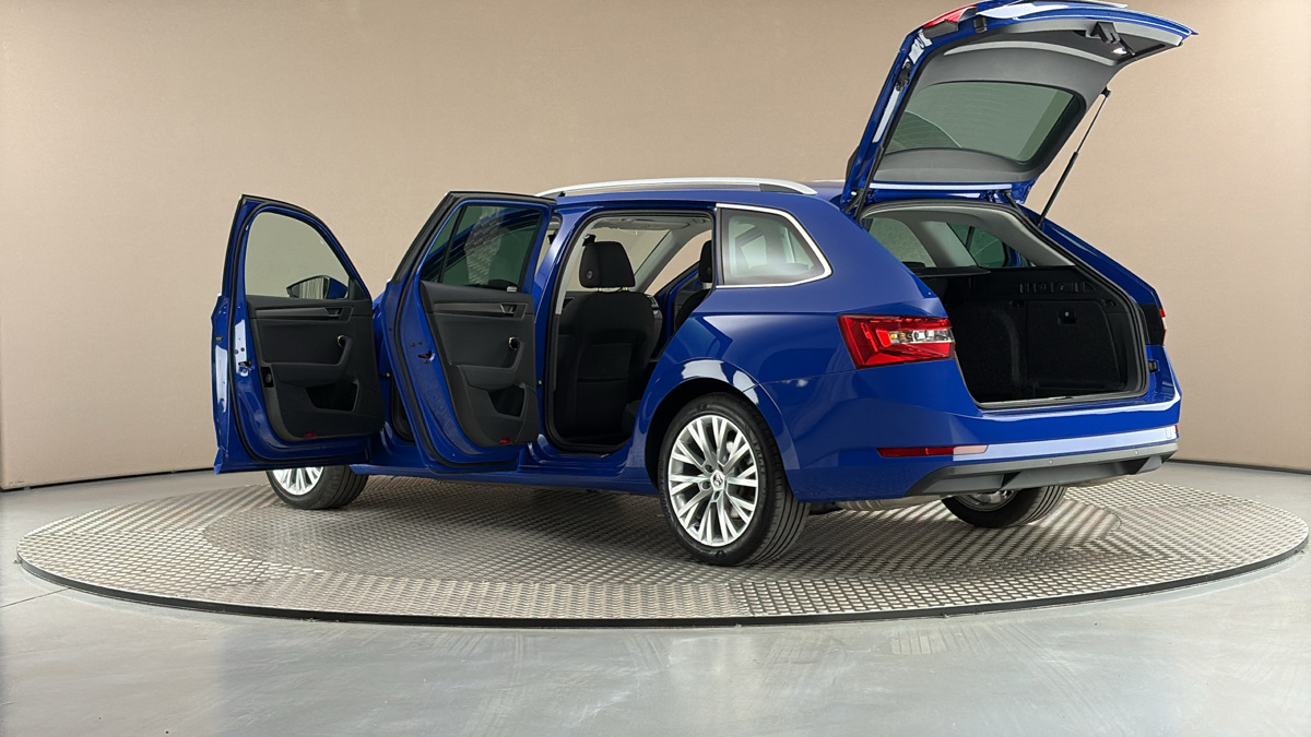 Škoda Superb - 7