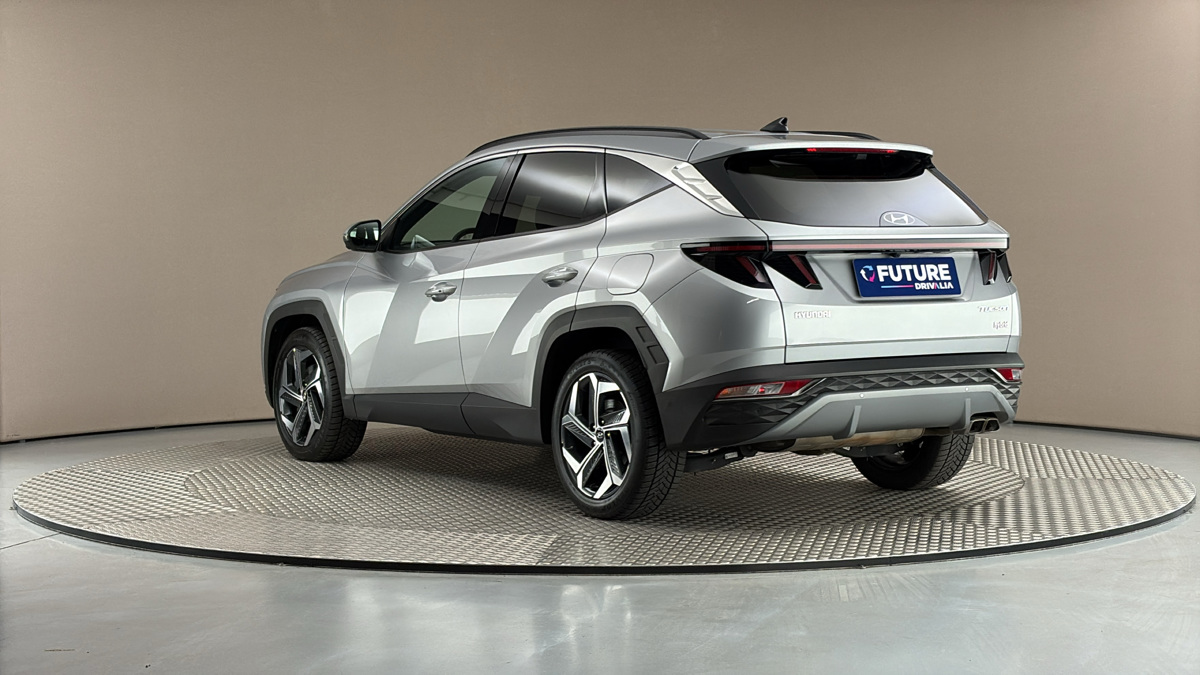 Hyundai Tucson - 2