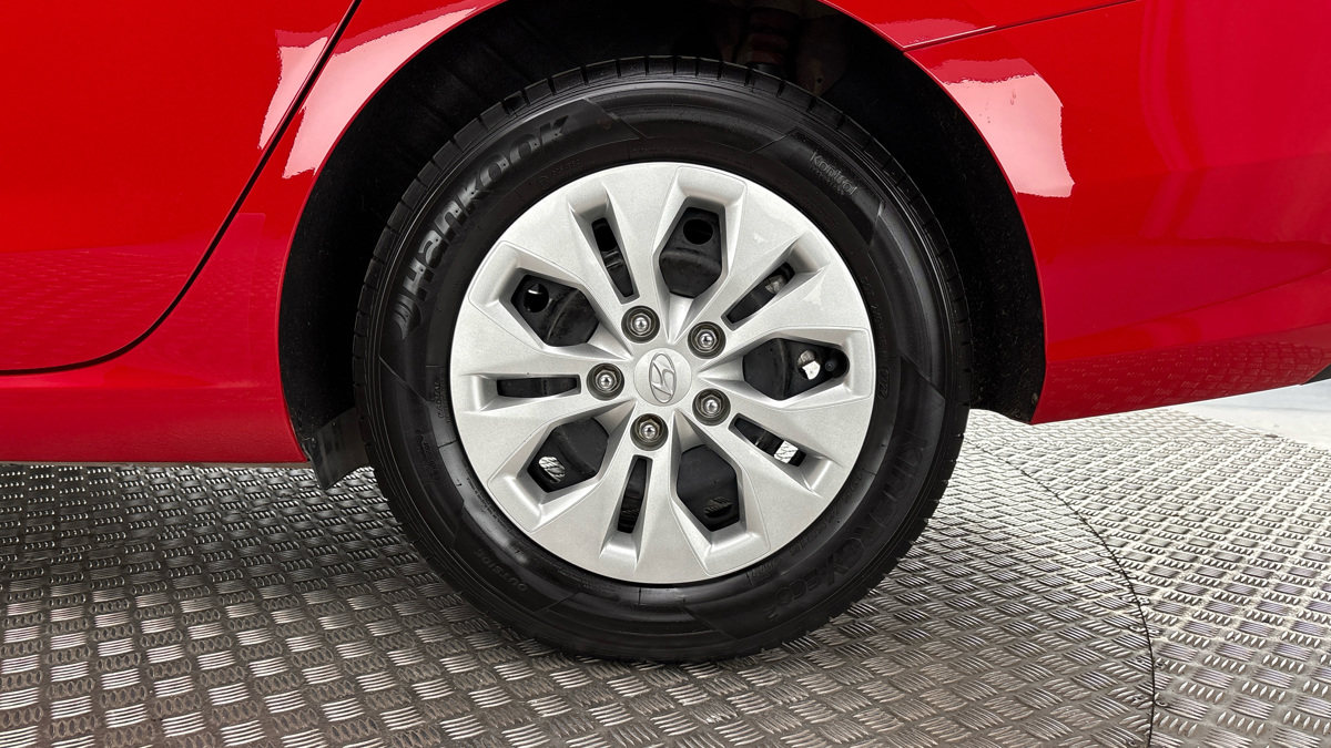Hyundai i30 - 19