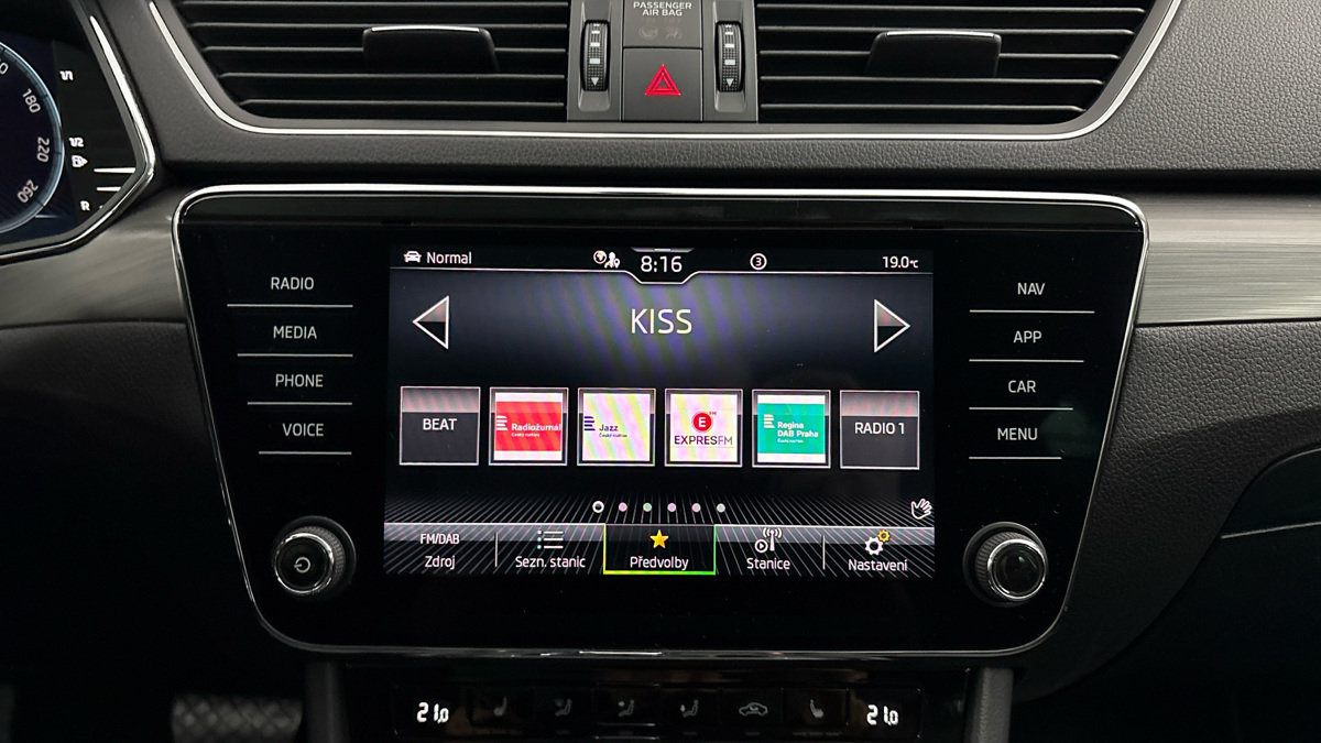 Škoda Superb - 11