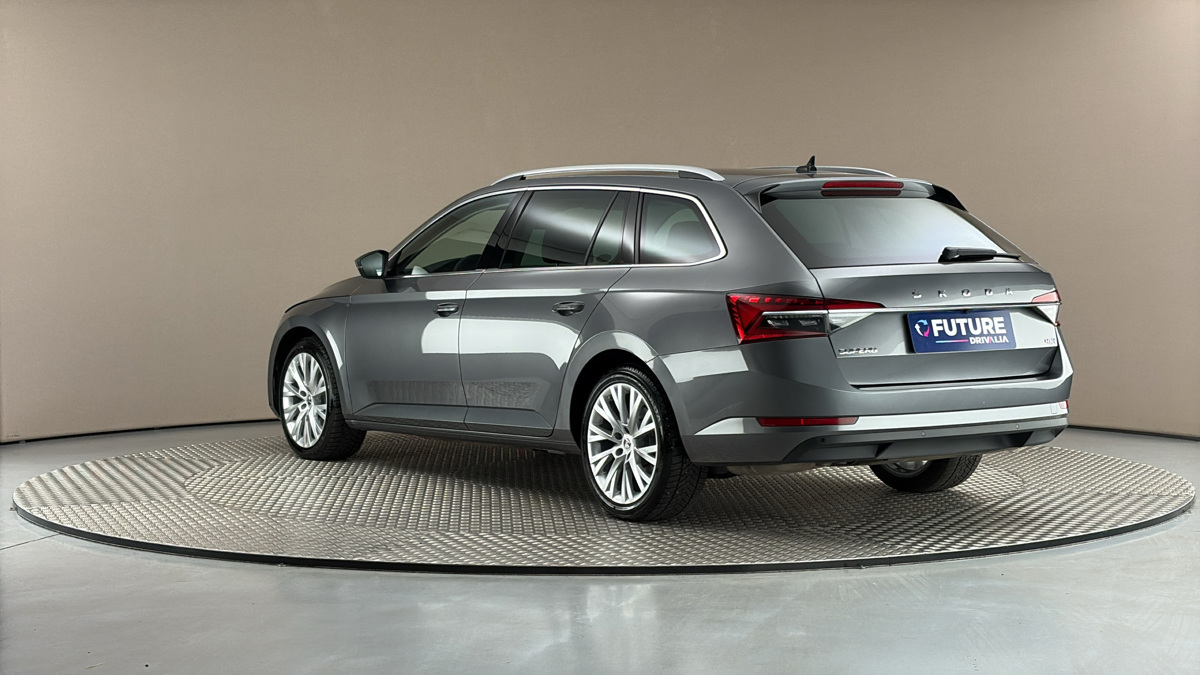 Škoda Superb - 2