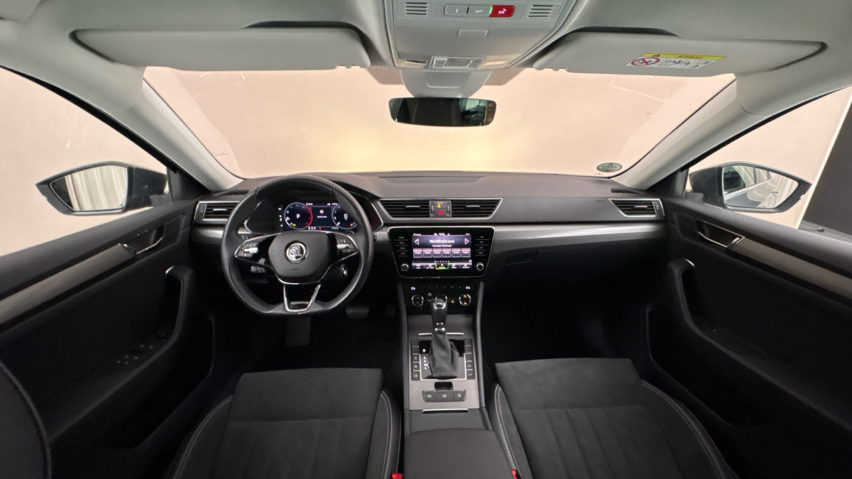 Škoda Superb - 8
