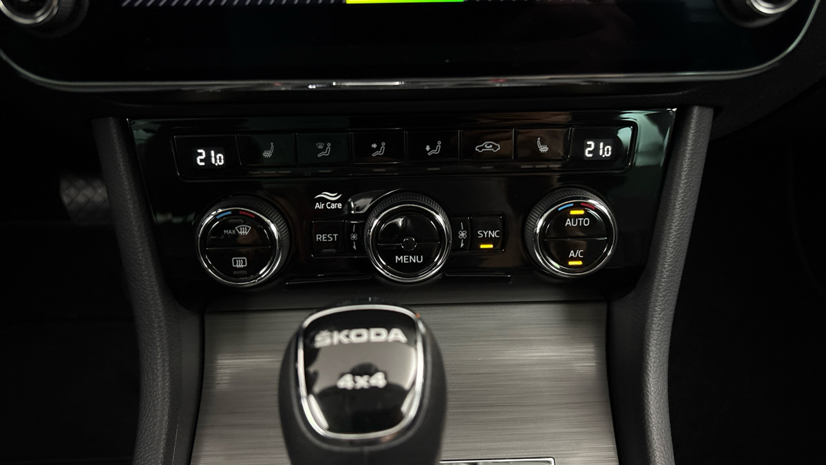 Škoda Superb - 13
