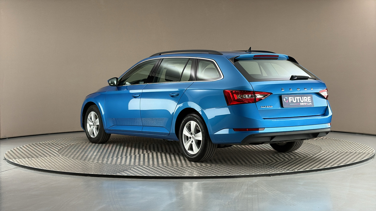 Škoda Superb - 2