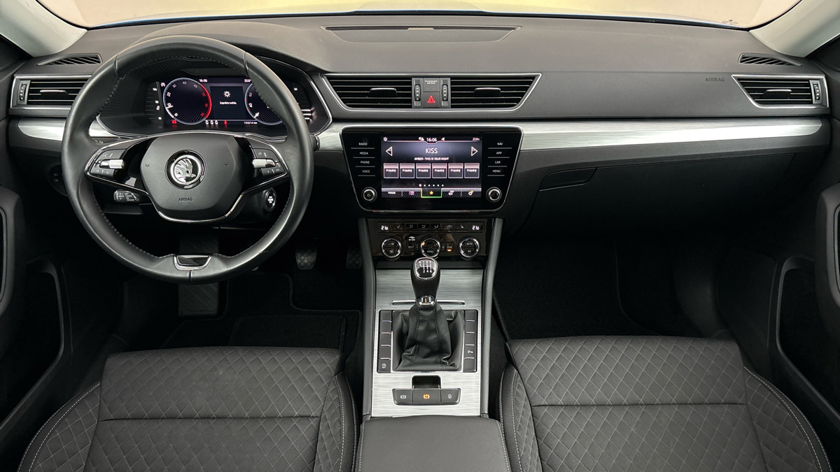 Škoda Superb - 8