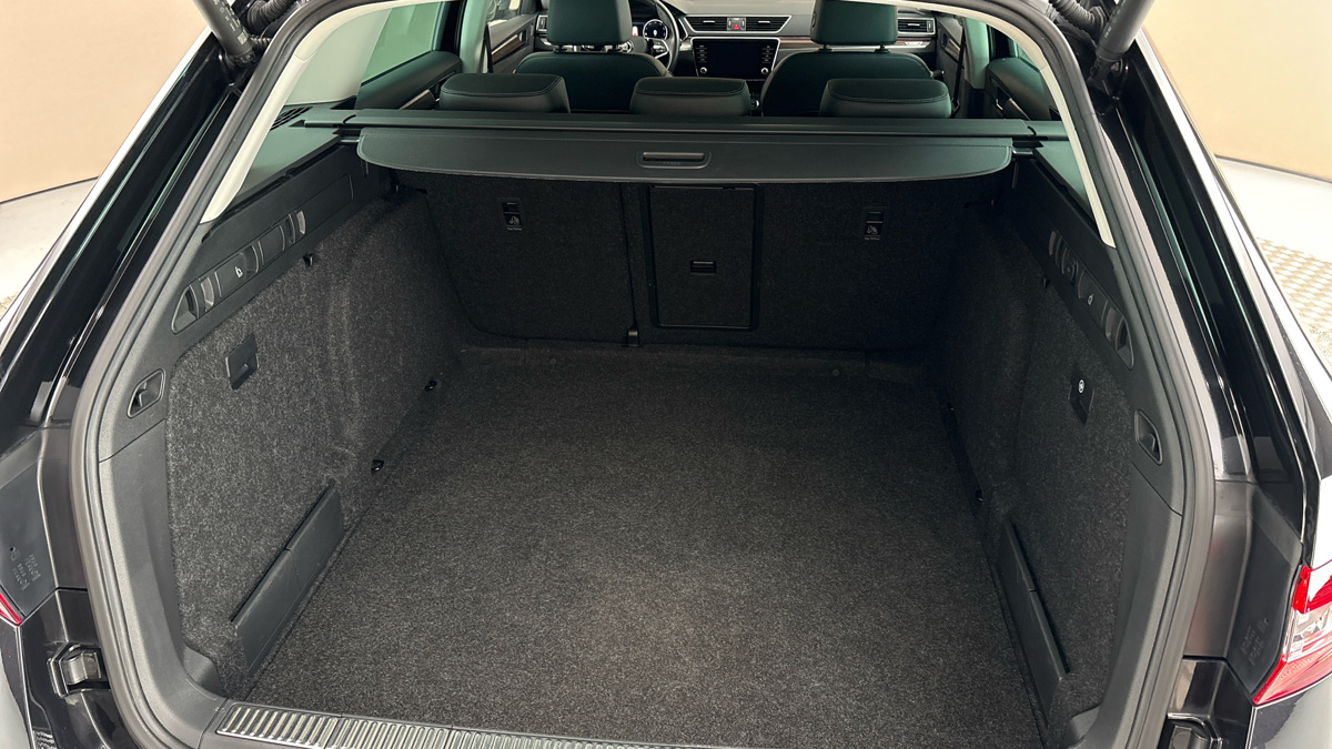 Škoda Superb - 17