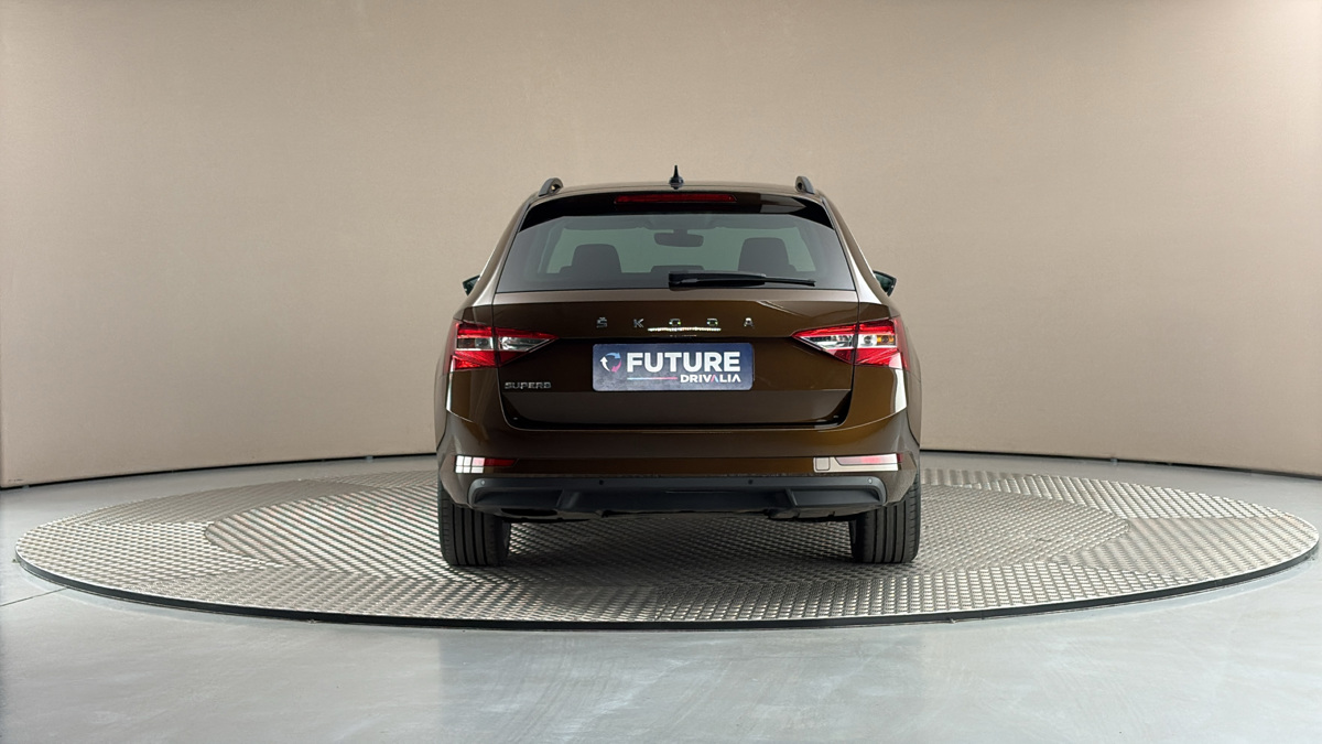 Škoda Superb - 5