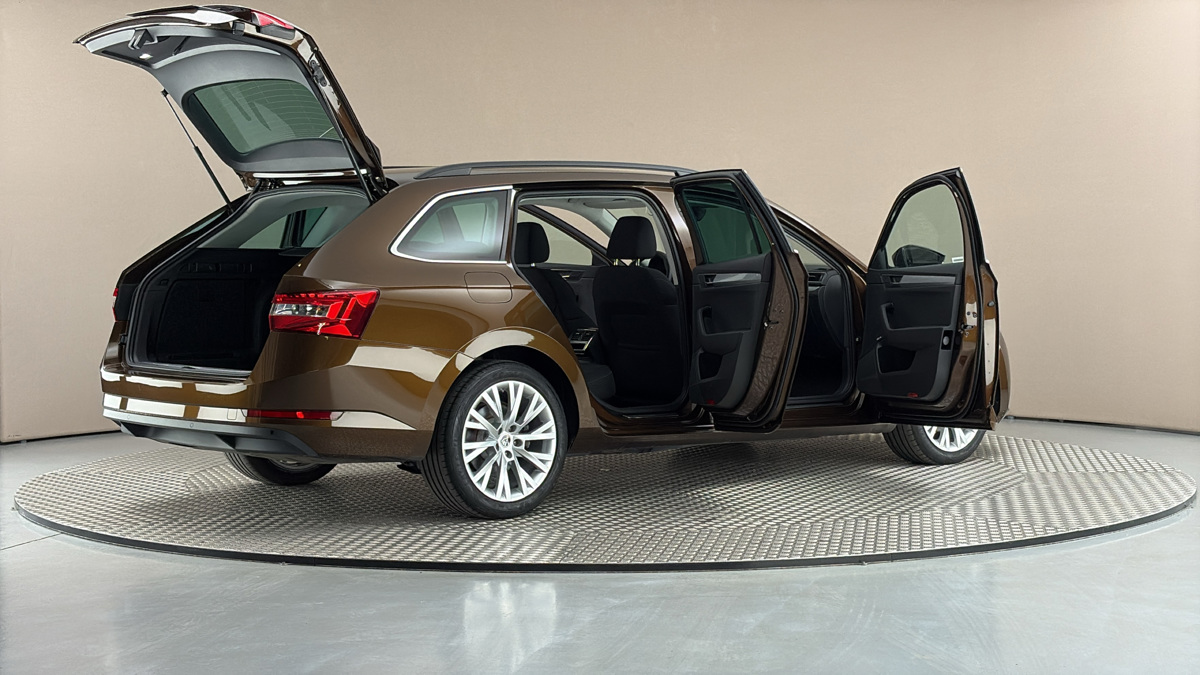 Škoda Superb - 6