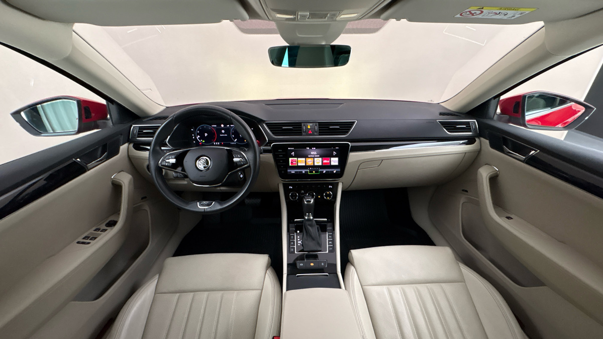 Škoda Superb - 8