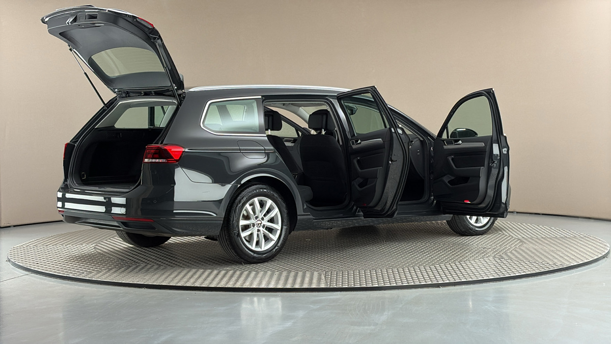 Volkswagen Passat - 6
