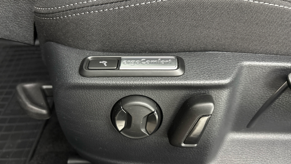 Volkswagen Passat - 21