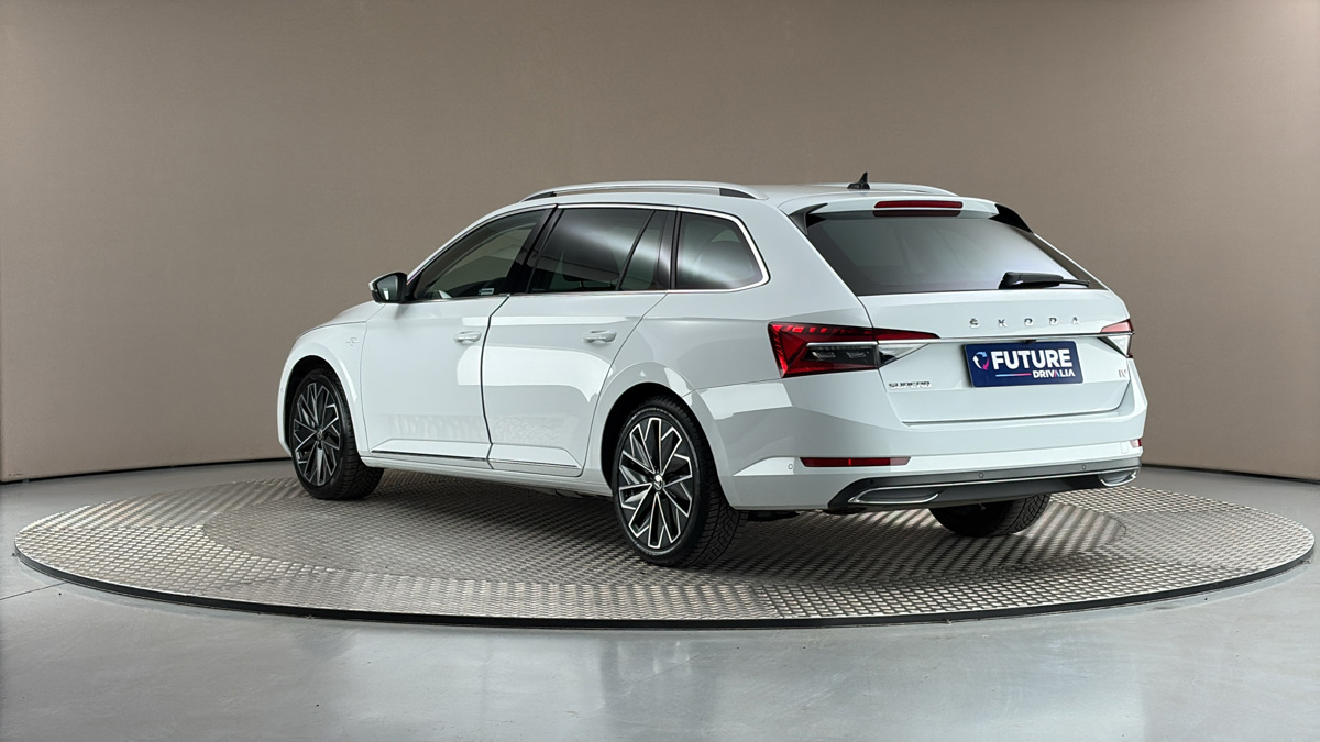 Škoda Superb - 2