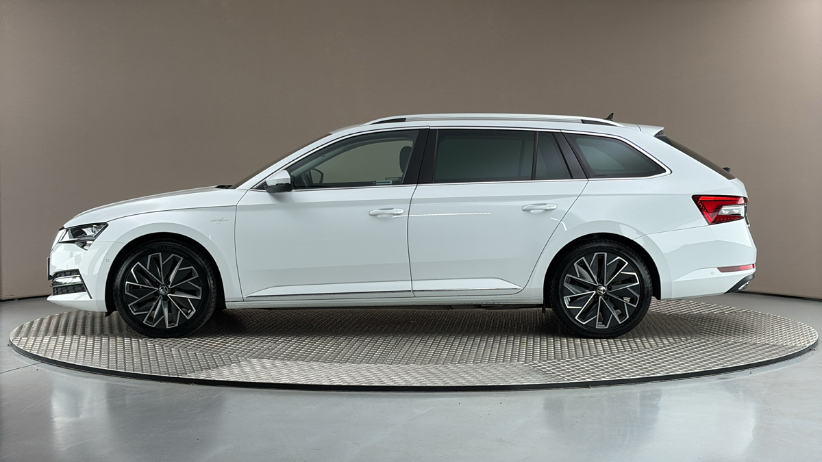 Škoda Superb - 4