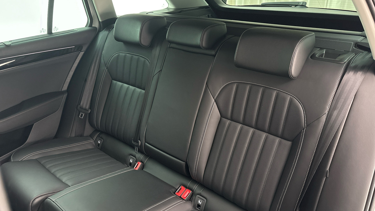 Škoda Superb - 16