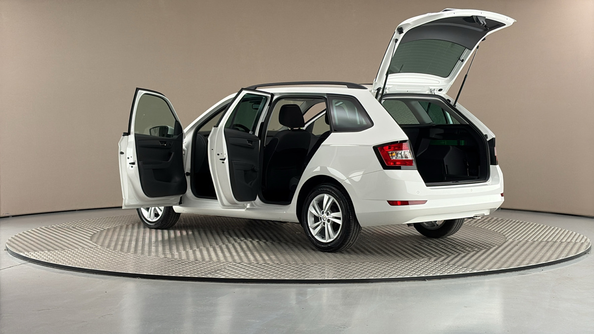 Škoda Fabia - 7