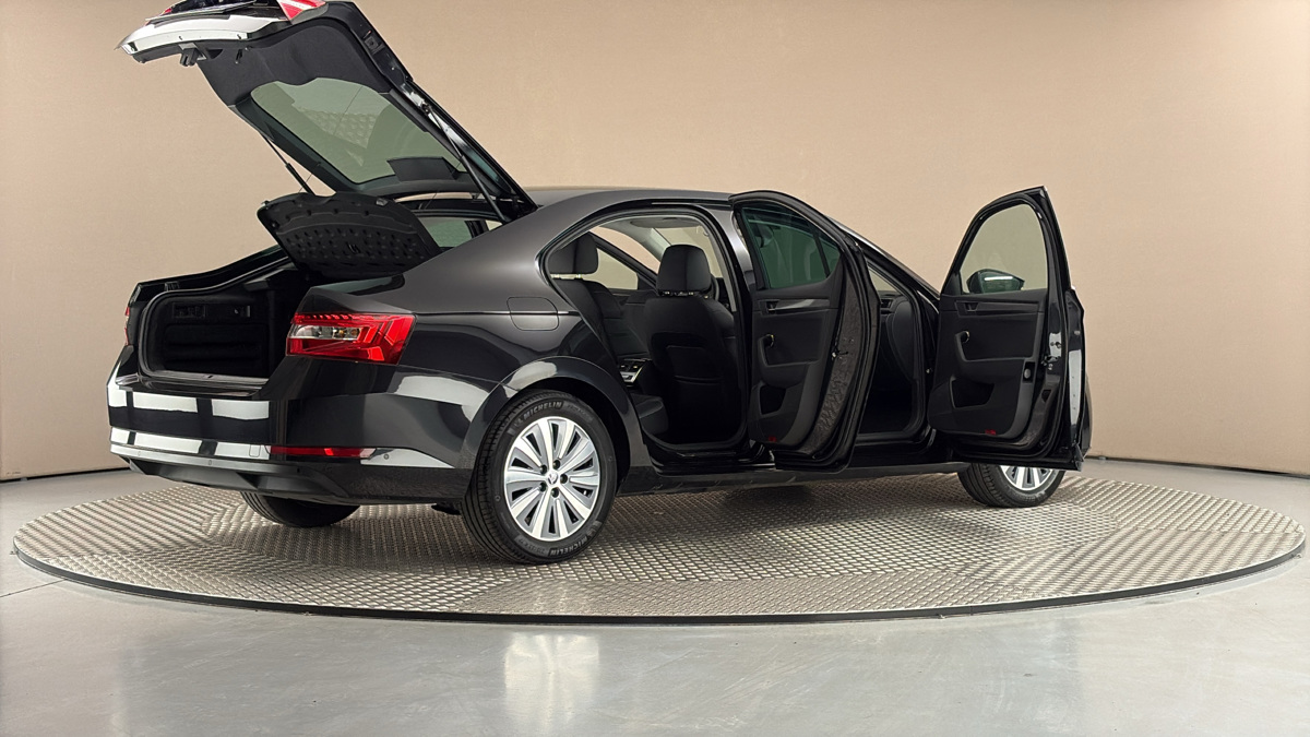 Škoda Superb - 6