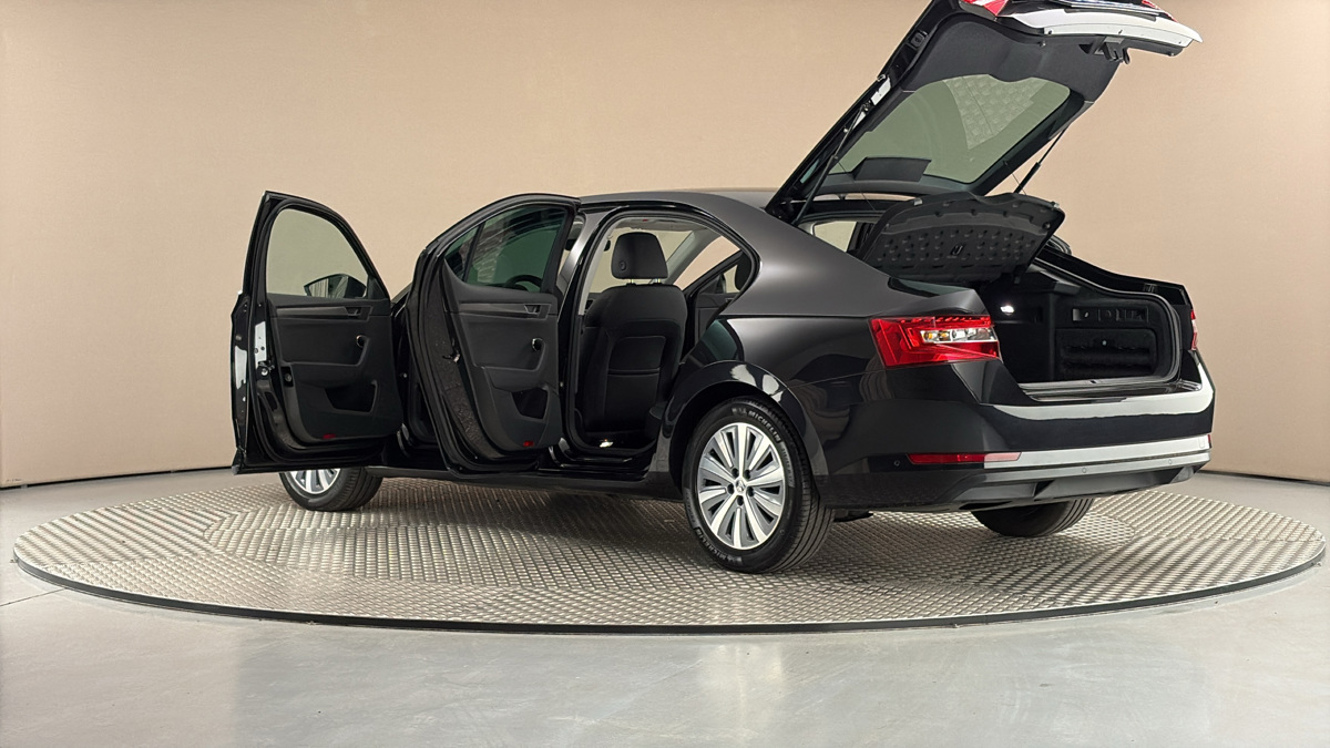 Škoda Superb - 7