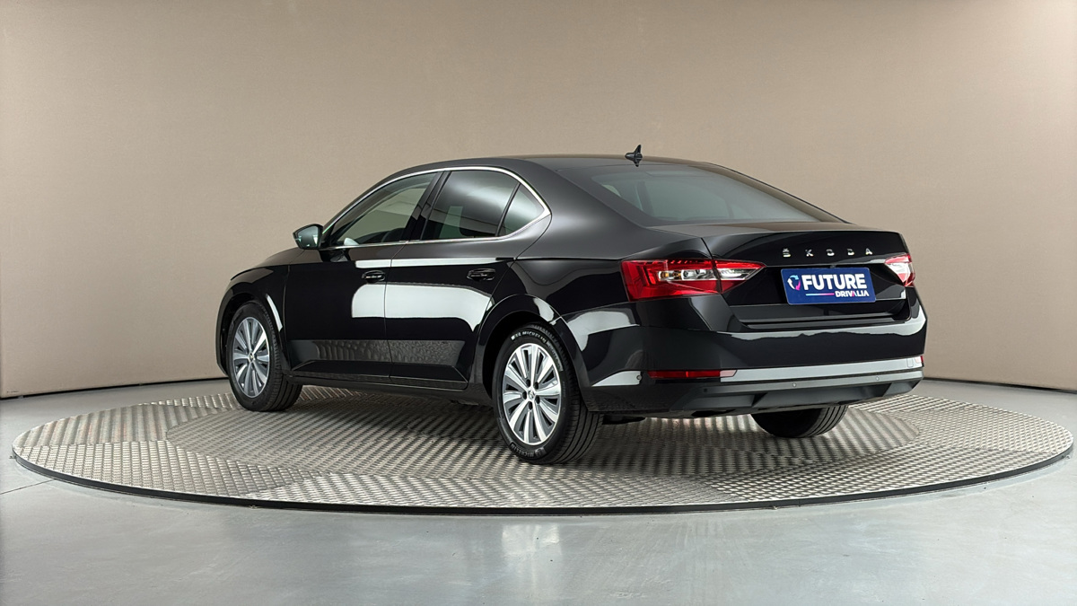 Škoda Superb - 2