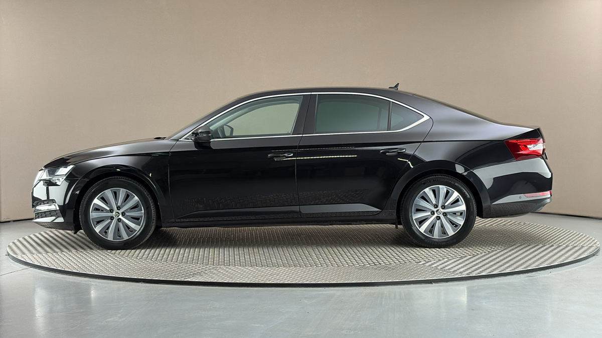 Škoda Superb - 4