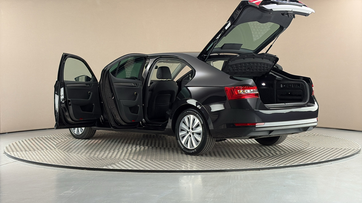 Škoda Superb - 7