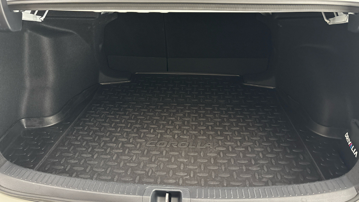 Toyota Corolla - 17