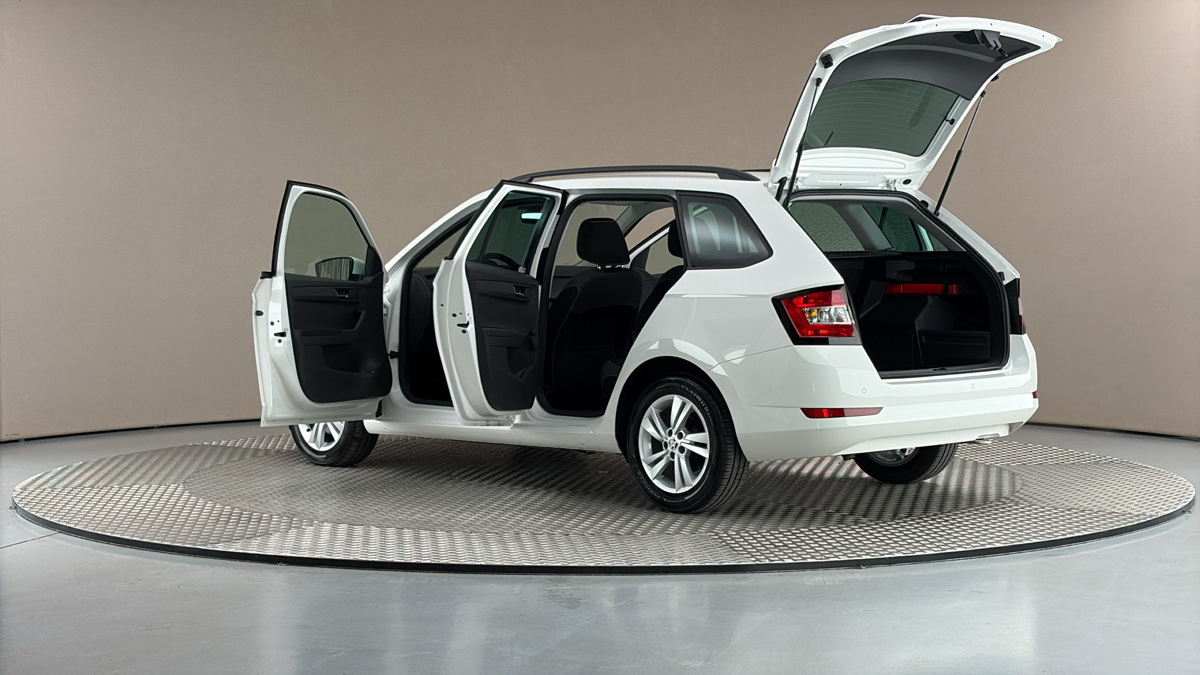 Škoda Fabia - 7