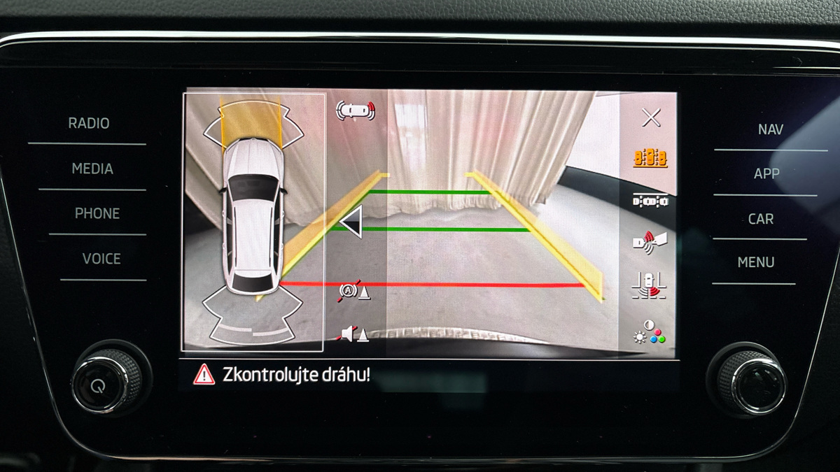 Škoda Superb - 12