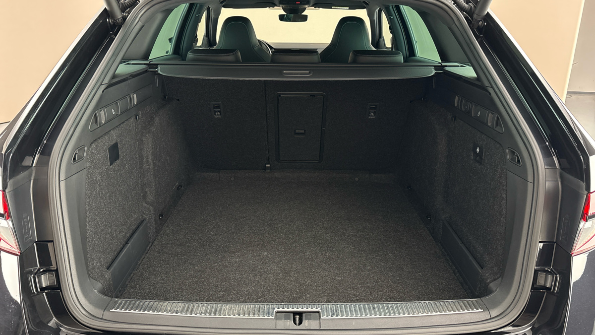 Škoda Superb - 17