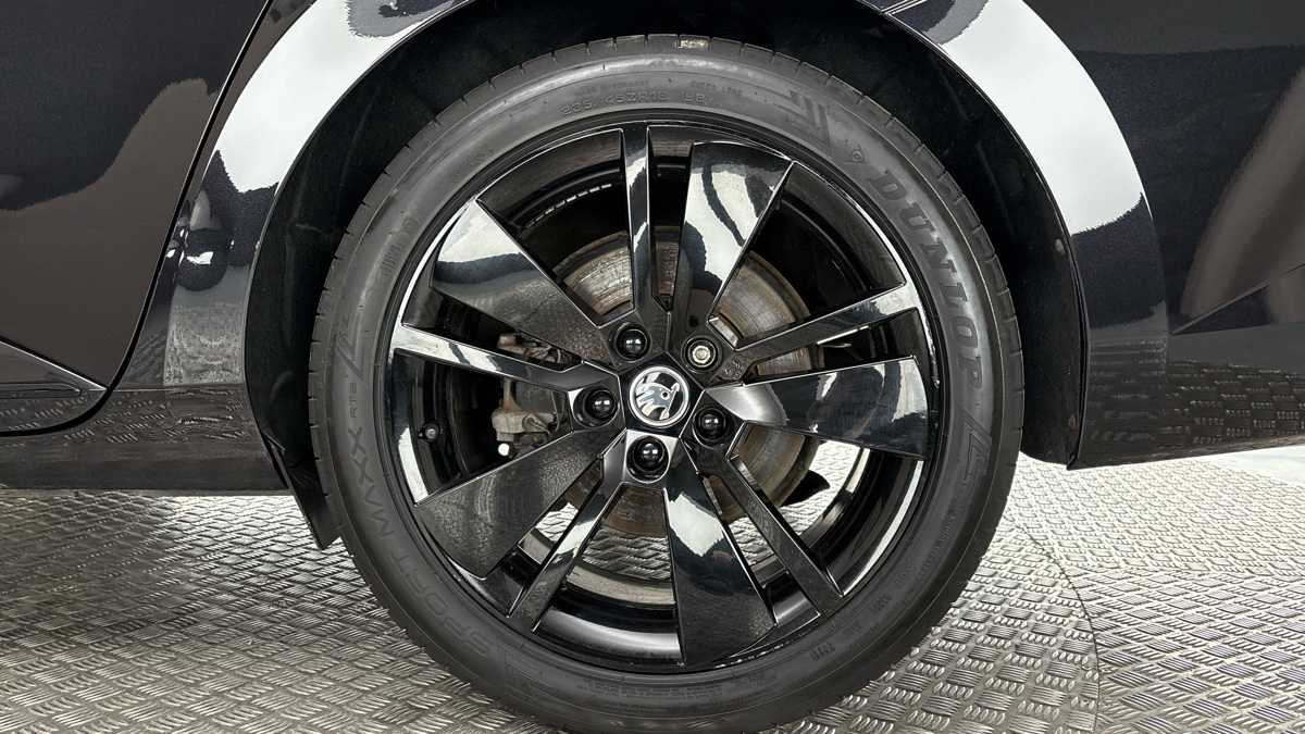 Škoda Superb - 19