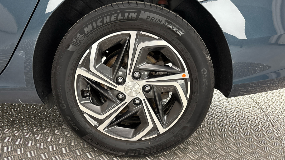 Hyundai i30 - 19