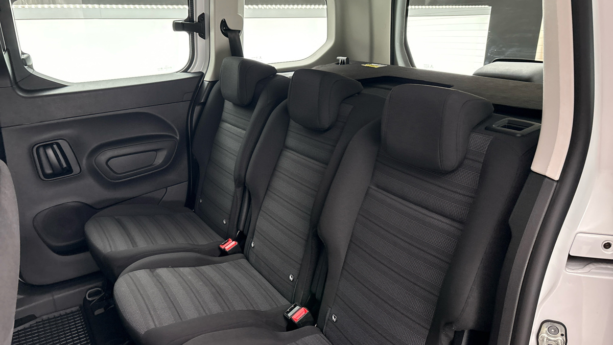 Opel Combo - 16