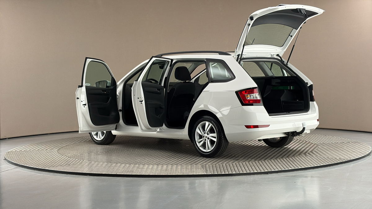 Škoda Fabia - 7