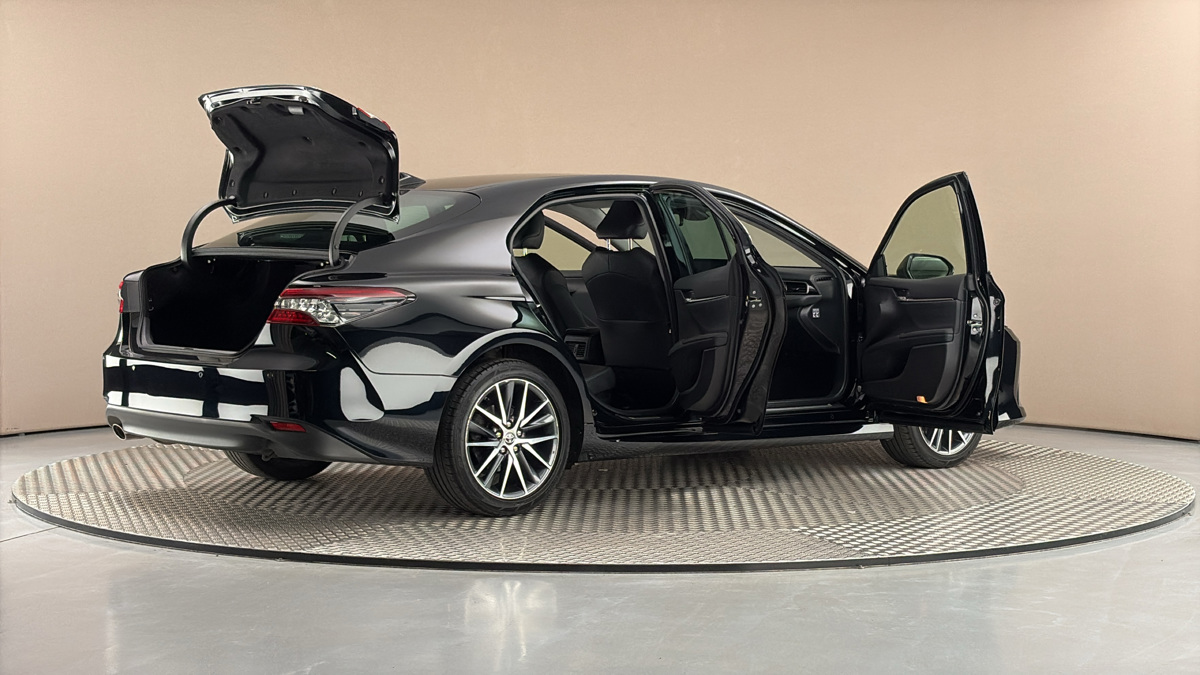 Toyota Camry - 6