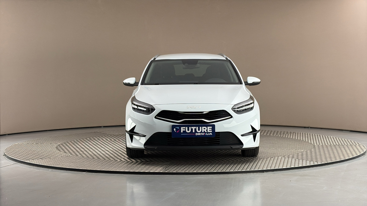 Kia Ceed - 3