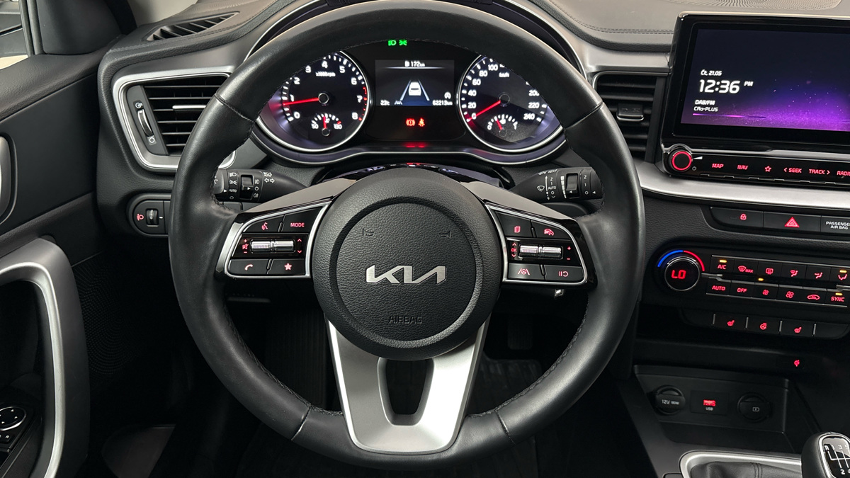 Kia Ceed - 9