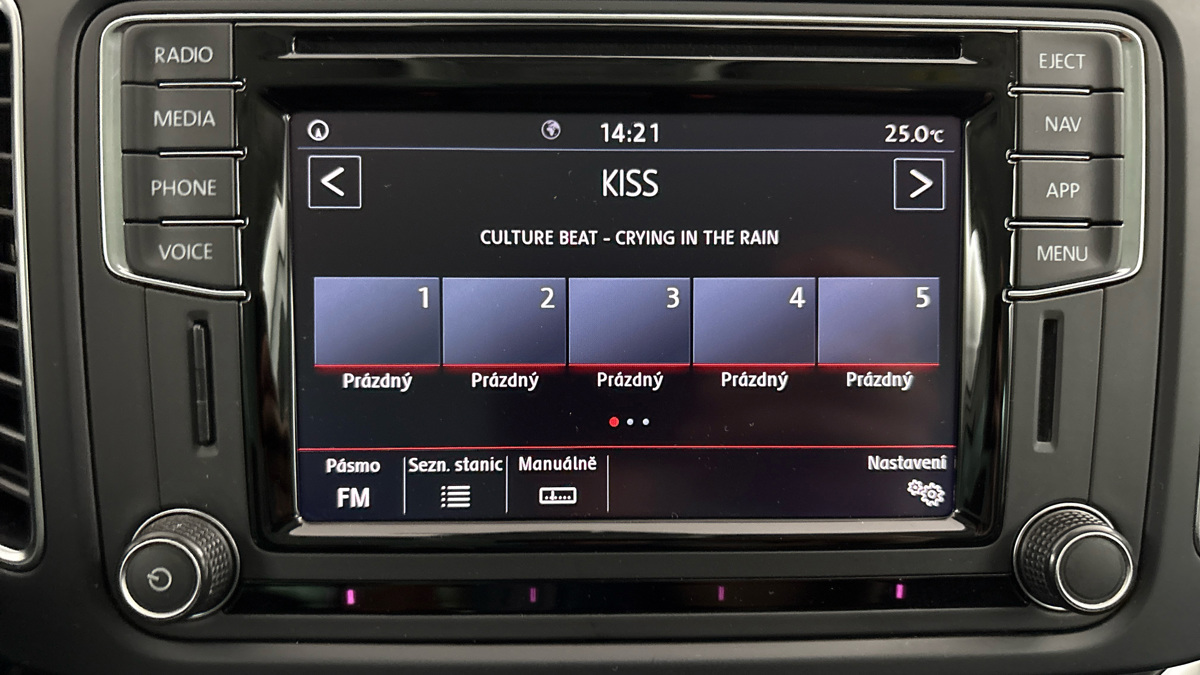 Volkswagen Sharan - 11