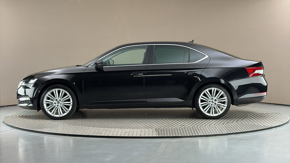 Škoda Superb - 4